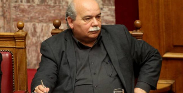 Ο Βούτσης βάζει τις “φωνές” για τις καθυστερήσεις των σοβαρών υποθέσεων από τη Δικαιοσύνη στη Βουλή