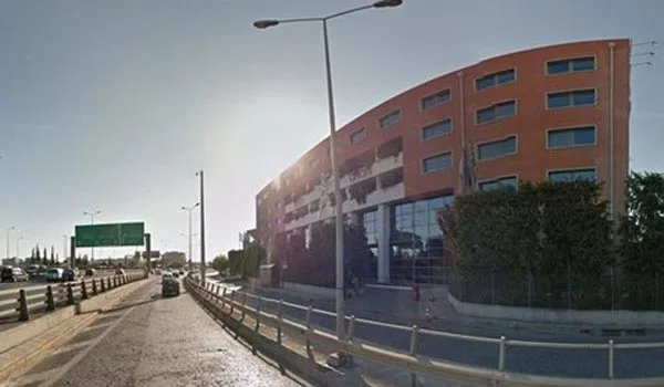 Πωλητήριο για το κτίριο που στέγαζε τον ΟΠΑΠ στο Περιστέρι