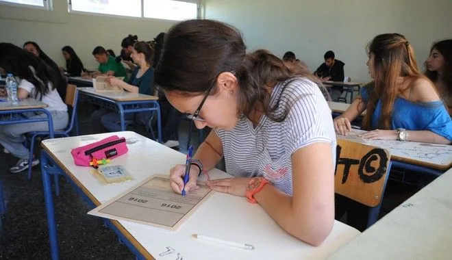 Οι Πανελλαδικές αλλάζουν σε «Κεντρικά Οργανωμένες Εξετάσεις»