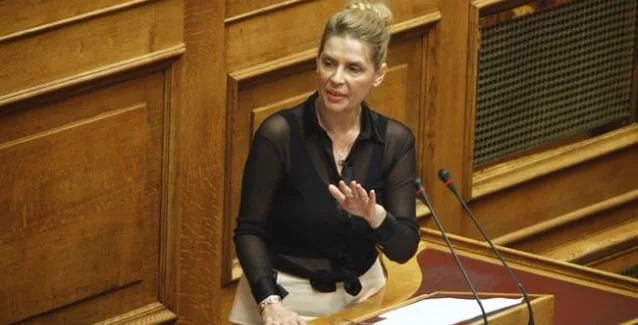 Κ. Παπακώστα: “Ο κ. Πολάκης, προφανώς, δεν συνεχίζει το έργο των προκατόχων του”