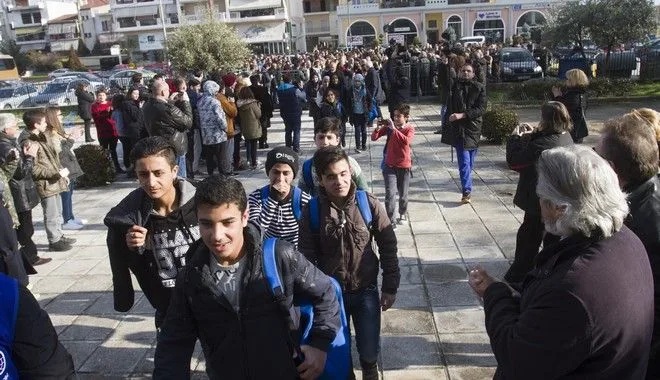 ΓΓ Διεθνούς Αμνηστίας: Άμεση μεταφορά των προσφύγων από τα νησιά στην ενδοχώρα