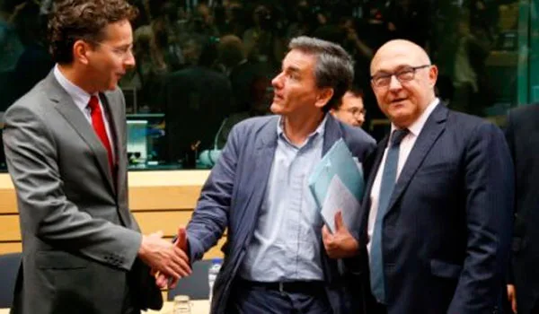 Εκτάκτως στις Βρυξέλλες ο Τσακαλώτος. Βλέπει Ντάισελμπλουμ, Τόμσεν, Μοσκοβισί και Κερέ