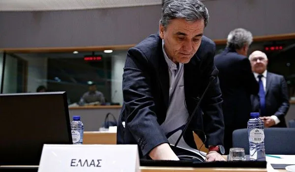 Eurogroup: Τα μέτρα και αντίμετρα που μπλοκάρουν τη συμφωνία