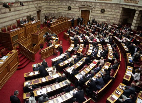 LIVE: Απάντηση του Κώστα Γαβρόγλου σε επίκαιρες ερωτήσεις στη Βουλή