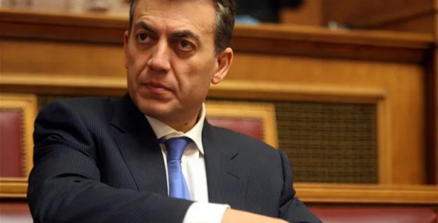 Κορωνοϊός – Βρούτσης: Ψευδές ότι έχουμε μείωση 50% μισθών – Τι είπε για το Δώρο Πάσχα