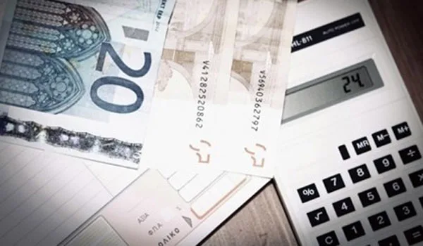Στα 5.600 ευρώ το αφορολόγητο. Χαμένος μέχρι ένας μισθός ή μια σύνταξη