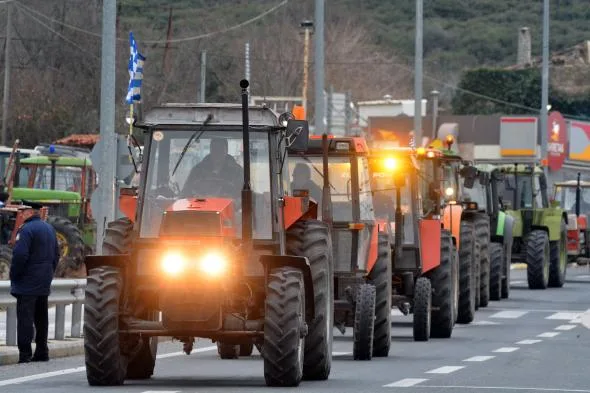Πώς μπορούν οι αγρότες να εξασφαλίσουν έκπτωση φόρου έως και 2.100 ευρώ