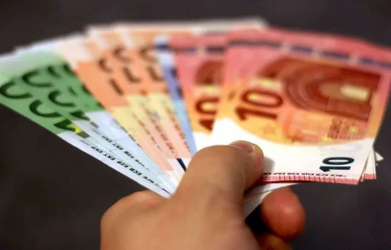 Κόβονται τα επιδόματα 30.000 δικαιούχων με το νέο Μνημόνιο