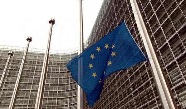 Βρυξέλλες: Βιαστείτε για τη συμφωνία