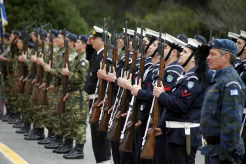 Βάσεις 2017: Τί θα γίνει με τις Στρατιωτικές Σχολές