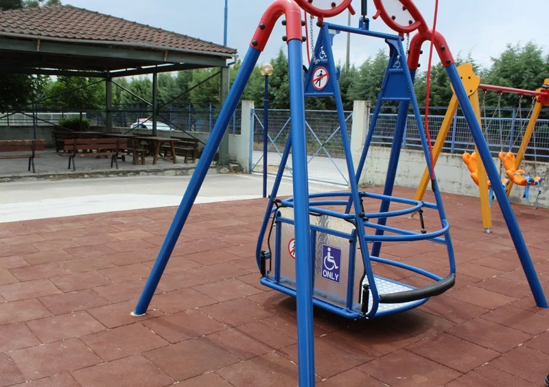 Στη Λάρισα η πρώτη παιδική χαρά για ΑΜΕΑ