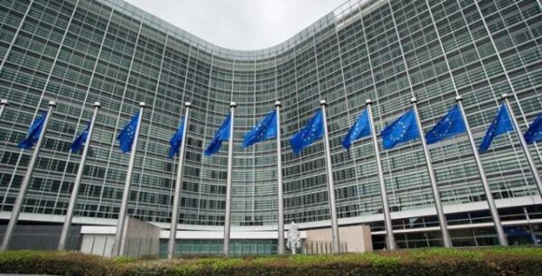 Το απόρρητο έγγραφο της Ευρωπαϊκής Επιτροπής για το ελληνικό χρέος