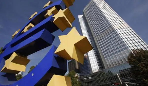 ΕΚΤ: Η συμφωνία στο Eurogroup θα σταθεροποιήσει την ελληνική οικονομία
