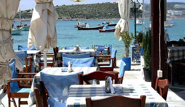Φοροδιαφυγή και νέα λουκέτα σε Ελληνικά νησιά