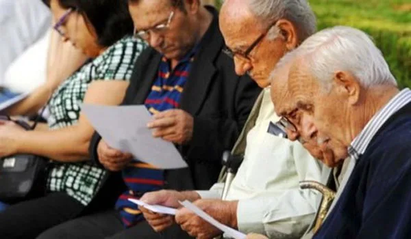 Έως και 3.000 ευρώ θα λάβουν τον Ιανουάριο οι συνταξιούχοι