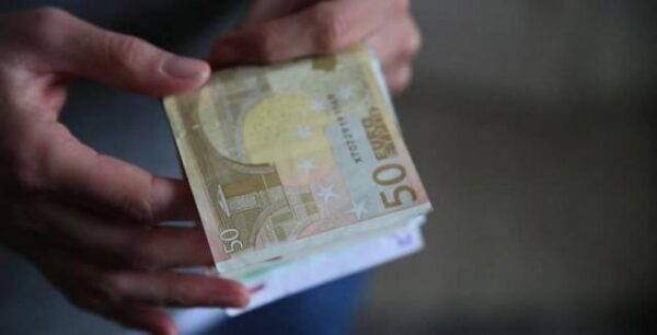 Τι σχεδιάζει το υπουργείο για τα πολυτεκνικά επιδόματα – Οι αλλαγές