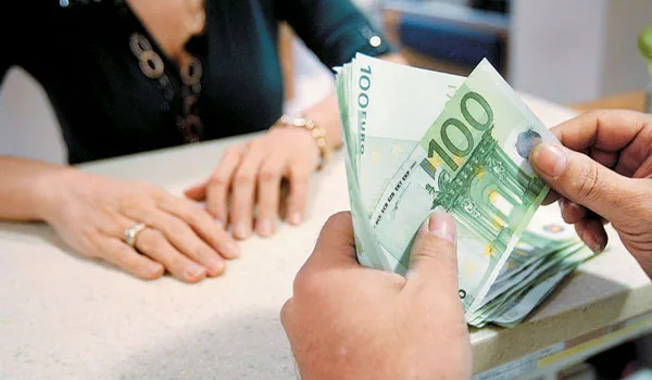 Ξεμπλοκάρουν 15.000 συντάξεις δημοσίων υπαλλήλων