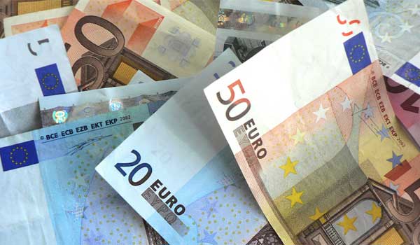 Κοινωνικό Μέρισμα: Χρήματα – ανάσα πριν τα Χριστούγεννα –  Οι δικαιούχοι