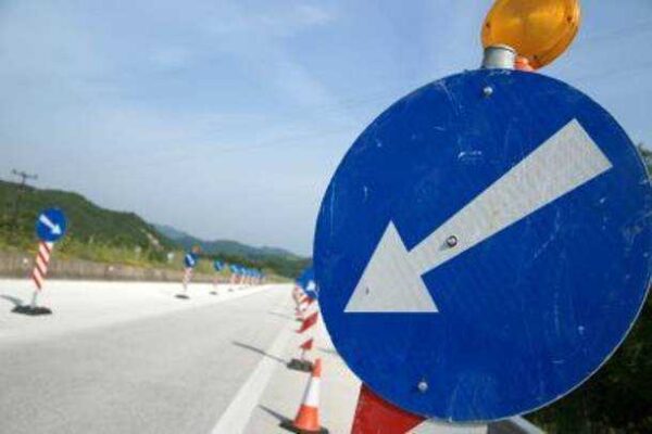 Πού έχει διακοπεί η κυκλοφορία στη χώρα -Πού χρειάζονται αλυσίδες