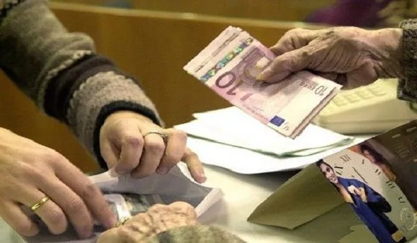 Κατασχέσεις και πλειστηριασμοί για χρέη στην εφορία- Πως θα τα αποφύγετε