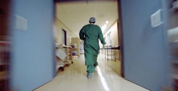 Πώς θα εισάγονται στα νοσοκομεία οι ασθενείς μετά την κατάργηση των βιβλιαρίων
