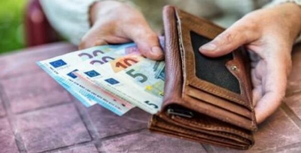 Στα 722,26 ευρώ η μέση σύνταξη
