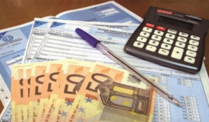 Τί φόρο θα πληρώσουμε με τις φετινές δηλώσεις