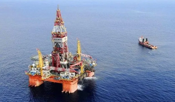 Περισσότερες από έξι εταιρείες ενδιαφέρονται για τις έρευνες σε υδρογρονανθράκες