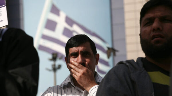 ΥΠΕΣ: ‘Ερχονται αλλαγές που διευκολύνουν την απόκτηση της ελληνικής ιθαγένειας