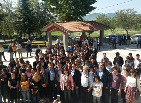 Ο Υφυπουργός Παιδείας Δημήτρης Μπαξεβανάκης σε σχολικές μονάδες του Ν. Λάρισας 