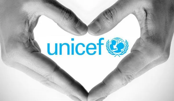 Unicef: Ποσοστό-ρεκόρ εγγραφών και φοίτησης παιδιών προσφύγων στα ελληνικά σχολεία