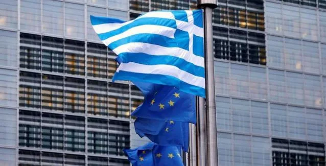 Η Κομισιόν υποβαθμίζει τις εκτιμήσεις της για την ελληνική οικονομία