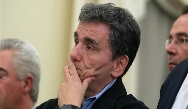 Τσακαλώτος: Μόνιμες μειώσεις φόρων από το 2019