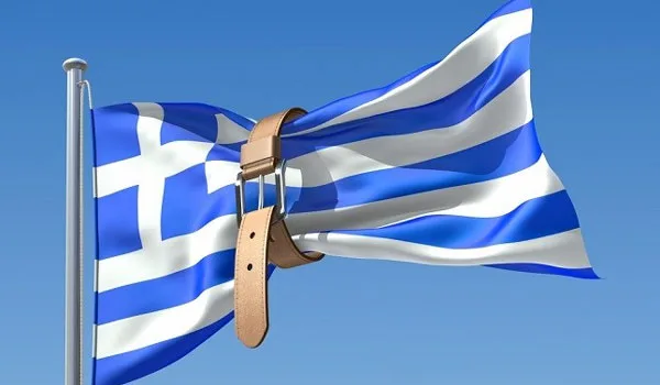 Guardian: Κανείς δεν πιστεύει ότι η Ελλάδα θα αποπληρώσει το χρέος της