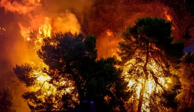 Φωτιά στην Αττική: Πού θα μείνουν οι πληγέντες – Πού θα κάνουν αίτηση
