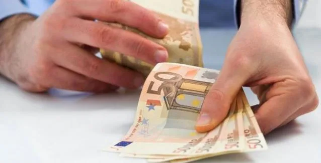 Τα πρόστιμα της εφορίας για τις εκπρόθεσμες δηλώσεις