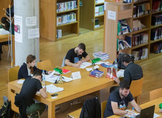 Επιλογή και έγκριση μετάβασης στο εξωτερικό υποψηφίων για τα Διμερή Προγράμματα Μορφωτικών Ανταλλαγών