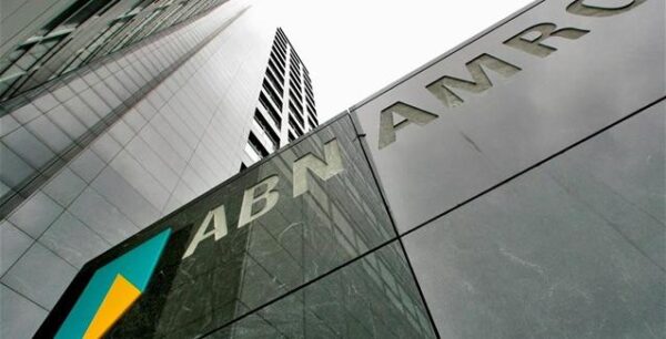 ABN Amro: Η Ιταλία, όχι η Τουρκία η μεγαλύτερη απειλή για τις τράπεζες