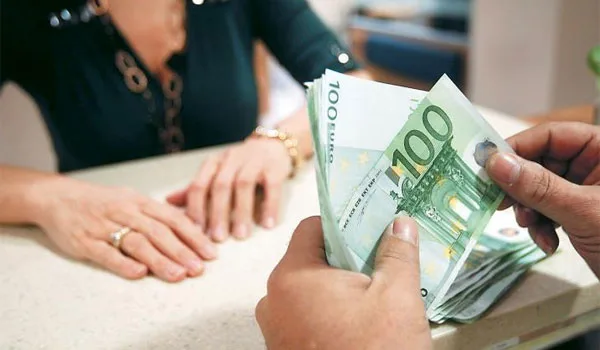 Πληρώνονται τα αναδρομικά των συντάξεων