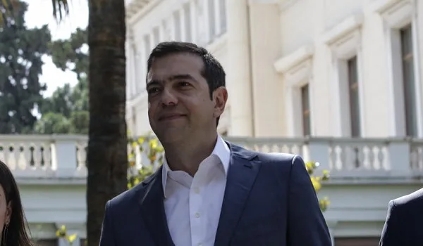 Τσίπρας για την τελευταία εκταμίευση: Μία νέα σελίδα ανοίγει για την Ελλάδα