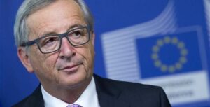 Γιουνκέρ: H βοήθεια προς την Ελλάδα δεν κόστισε σε κανέναν ούτε ένα ευρώ