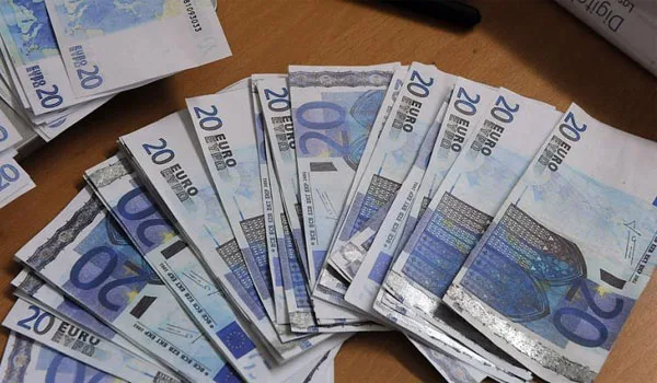 Capital controls: Αναλήψεις χωρίς περιορισμούς από την 1η Οκτωβρίου