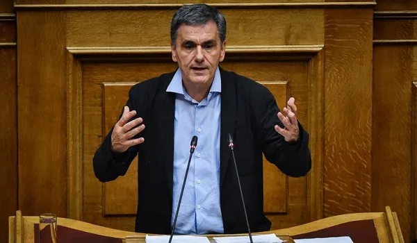 Τσακαλώτος: Έχουμε περιθώριο να μην κόψουμε συντάξεις και αφορολόγητο