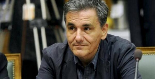 Συνάντηση Τσακαλώτου με τραπεζίτες για «κόκκινα δάνεια» και capital controls