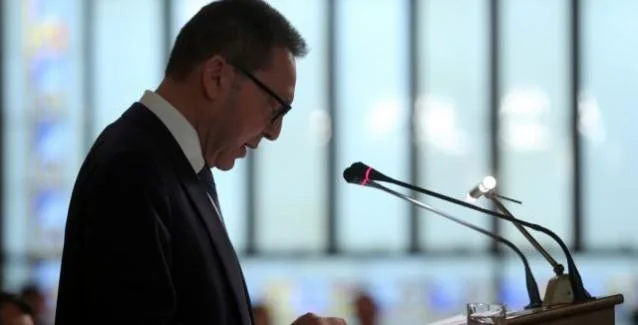 Το σχέδιο για τα «κόκκινα» δάνεια παρουσιάζει ο Στουρνάρας