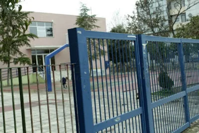 Δικογραφία για τον πατέρα που έδειρε τον  συμμαθητή της κόρης του