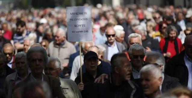 Βραδυφλεγής βόμβα πάνω από 8 δισ τα αναδρομικά στις συντάξεις