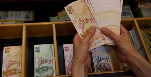 Καταρρέει η Τουρκία: Ο πληθωρισμός “γονατίζει” την οικονομία της χώρας