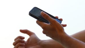 Συναγερμός για SMS – απάτη: «Διαγράψτε το αμέσως»