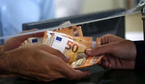 Μόλις στα 12 ευρώ το ΕΚΑΣ το 2019 – Οι δικαιούχοι και τα κριτήρια